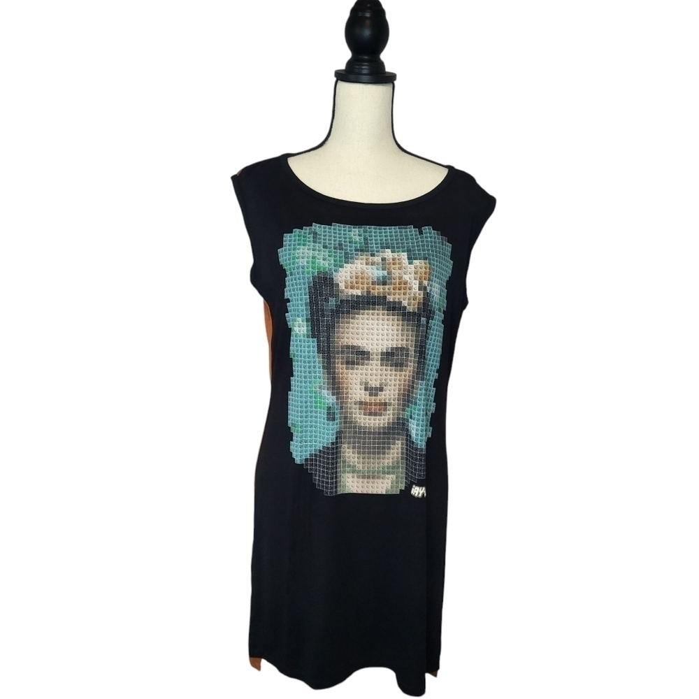 Ay Guey Tunic Top Graphic Frida Khalo Black Brown Split Sides Sleeveless NWT